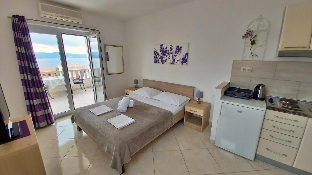 Apartments Nemira Omiš Kültér fotó