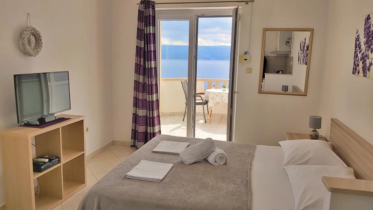 Apartments Nemira Omiš Kültér fotó